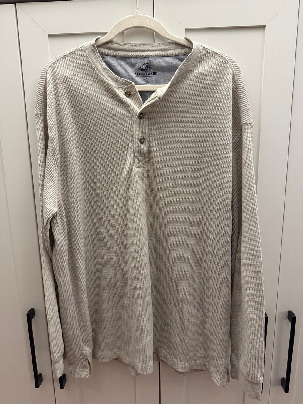 Men's Long-Sleeve Waffle Henley - Cream